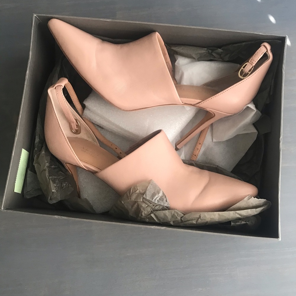 Halston Heritage Peach Heels